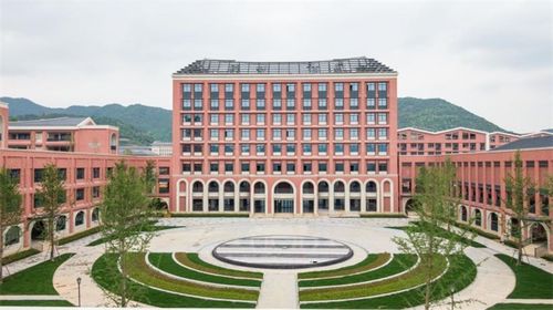 杭州今年已完成新建中小学 幼儿园51所