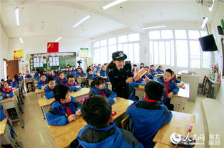 城管进校园，守护学生舌尖安全——武汉市硚口区开展中小学食品安全知识宣讲活动