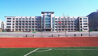 2019全景看高中 红旗高中——智慧课堂与田径特色的融合之路